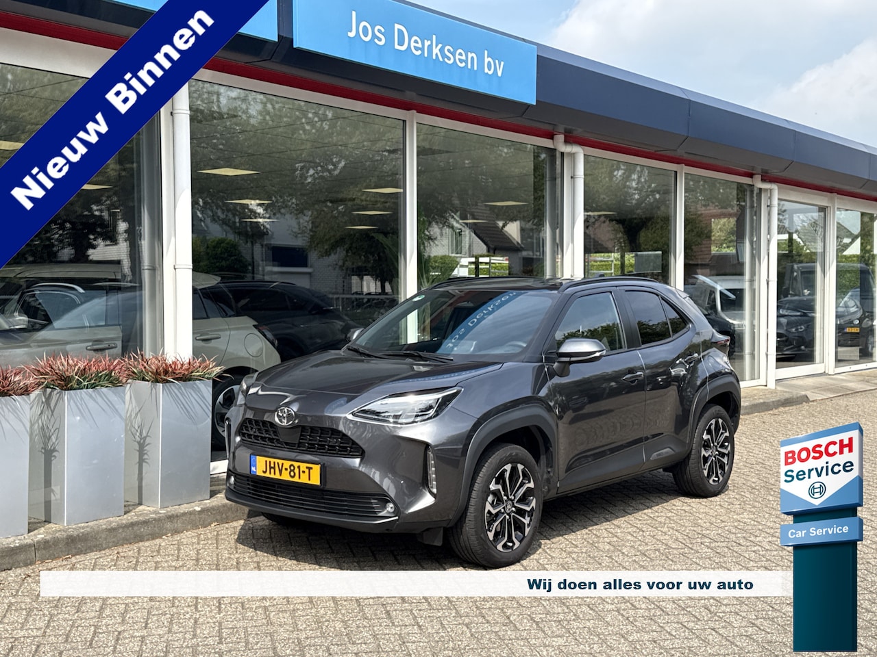 Toyota Yaris Cross - 1.5 Hybrid - Camera | Carplay | PDC v+a | Nav | Stoel/stuurverw. | Trekhaak - AutoWereld.nl