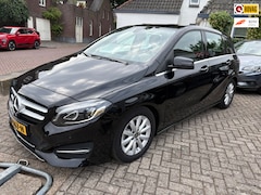 Mercedes-Benz B-klasse - 180 Business Solution Automaat *camera + padc v/a + navi + 1e eig