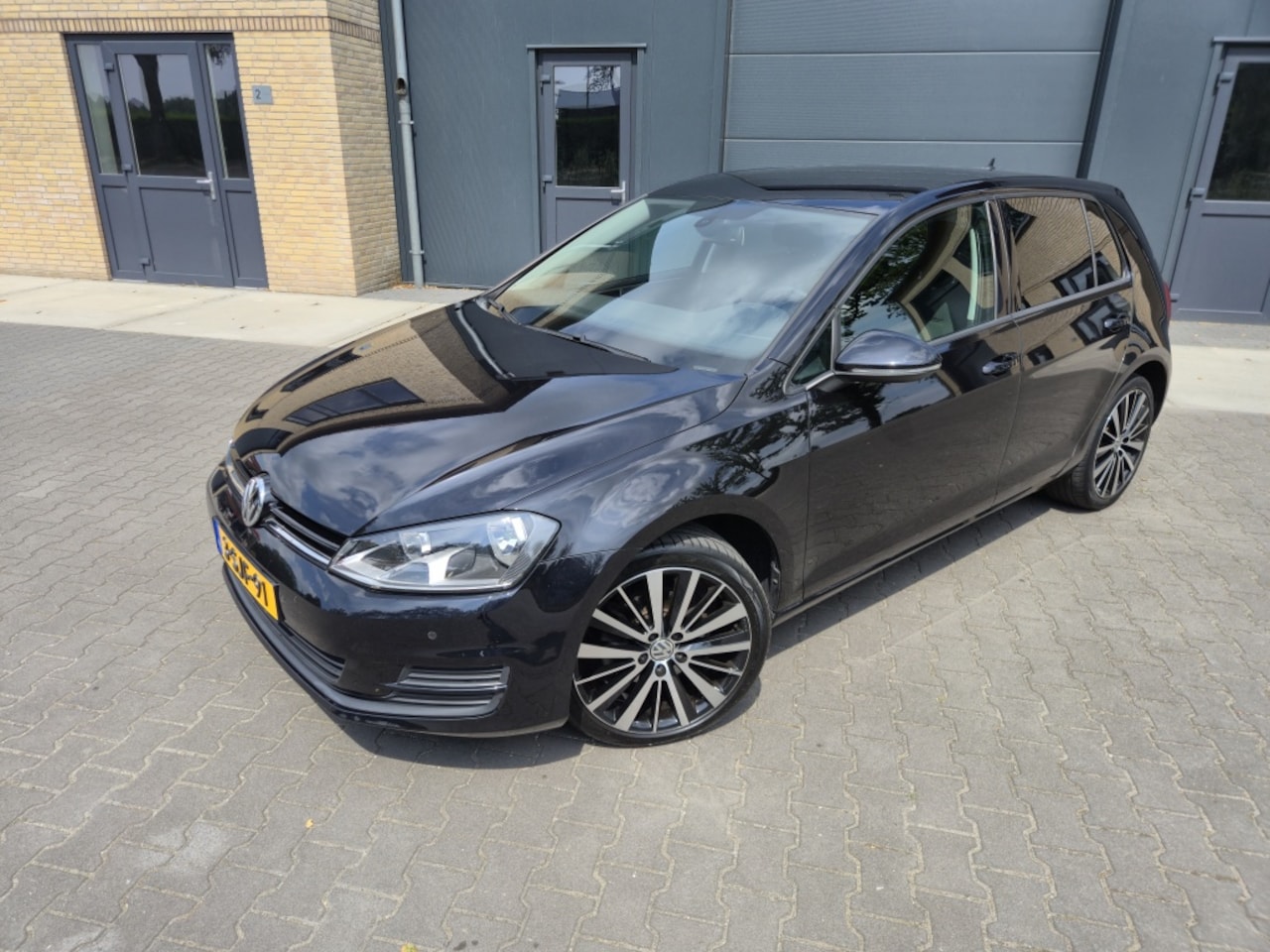Volkswagen Golf - 1.4 TSI Comfortline 1.4 TSI Comfortline - AutoWereld.nl