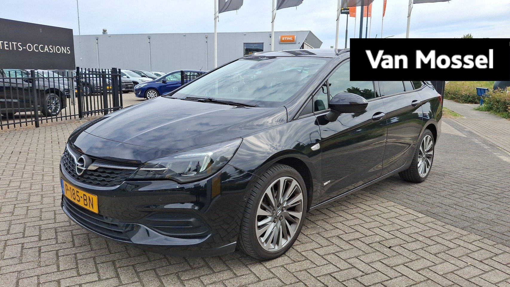 Opel Astra Sports Tourer - 1.2 Design & Tech 1.2 Design & Tech - AutoWereld.nl