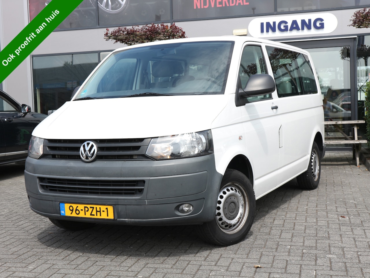 Volkswagen Transporter Kombi - 2.0 TDI L1H1 Trendline AIRCO 9-PERSOONS APK 07-2027 - AutoWereld.nl