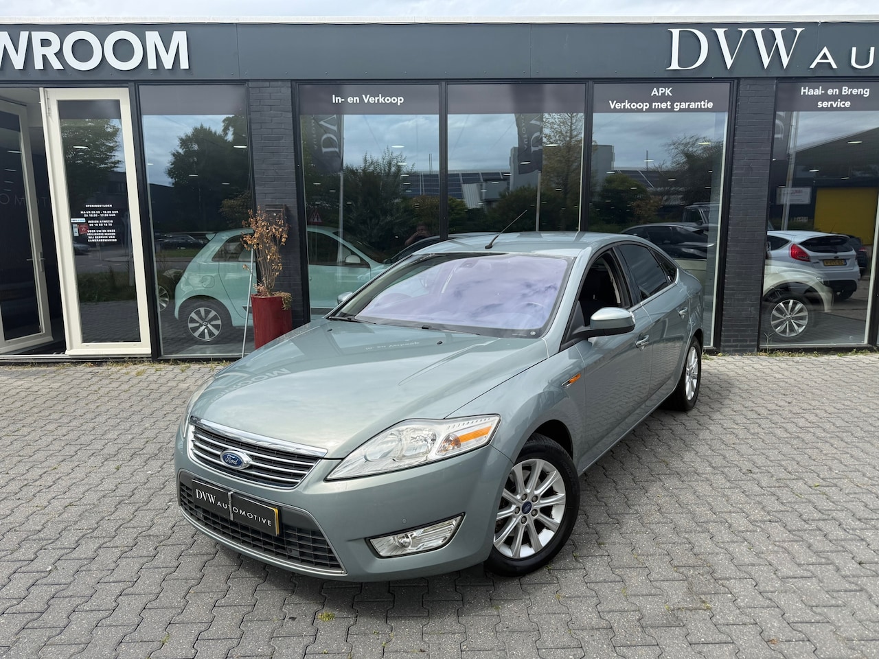 Ford Mondeo - 2.0-16V Ghia 2.0-16V Ghia - AutoWereld.nl