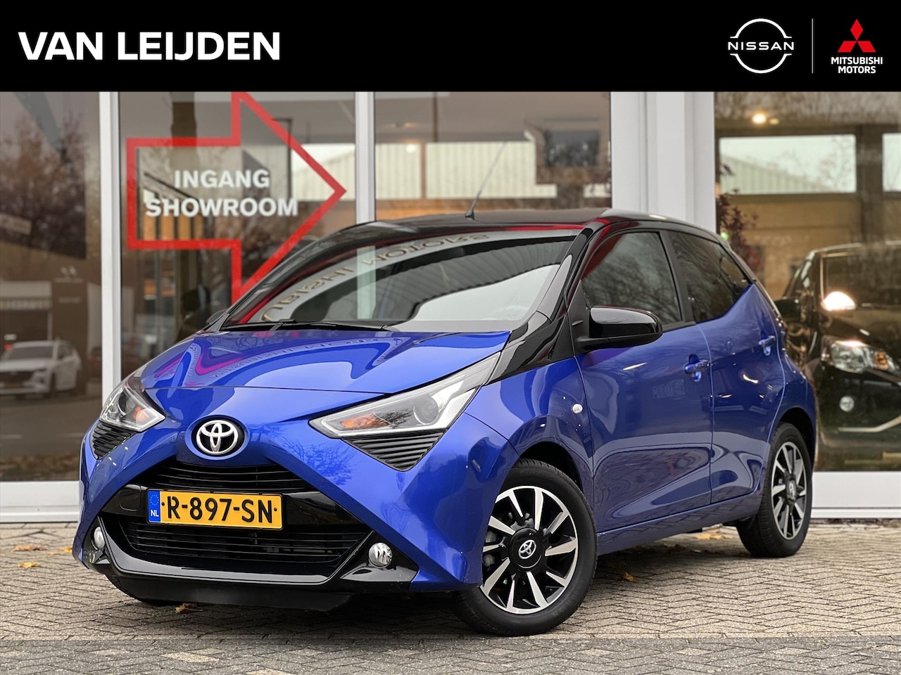 Toyota Aygo - 1.0 VVT-i 5D x-clusiv | ECC | Camera | PDC | Keyless | Apple CarPlay | Android Auto - AutoWereld.nl