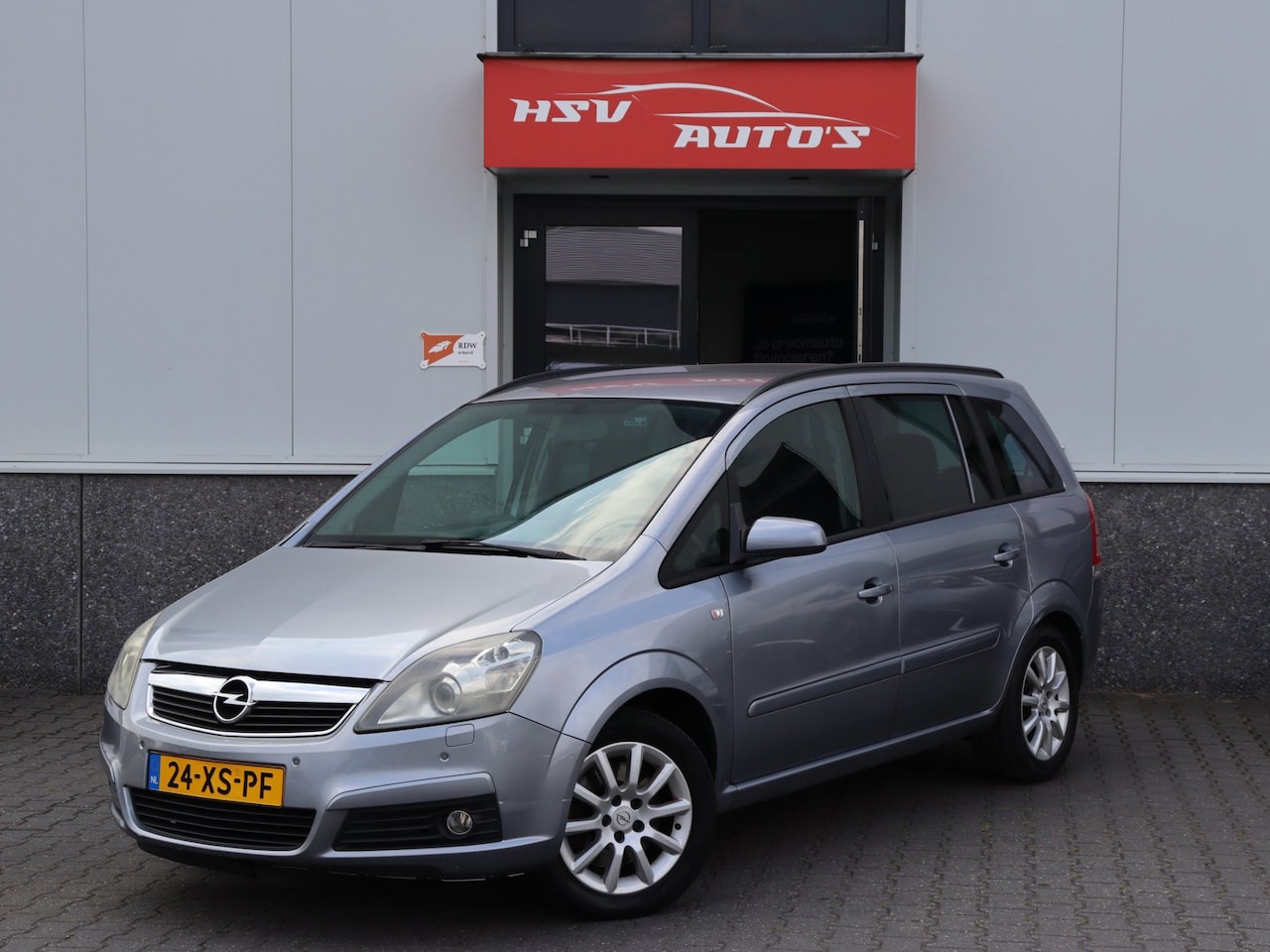 Opel Zafira - 2.2 Temptation 7-pers navi LM airco org NL - AutoWereld.nl
