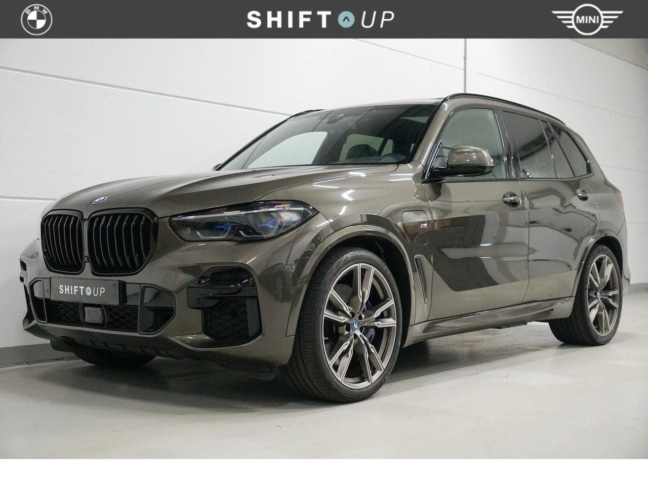 BMW X5 - xDrive45e M-Sport | Panoramadak | Stoelventilatie | Harman Kardon - AutoWereld.nl