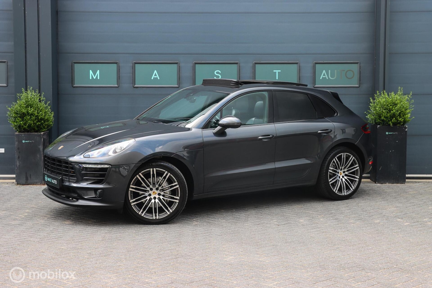 Porsche Macan - 3.0 D S|LUCHTVERING|PANO|BOSE|KEYLESS|PDLS|MEMORY - AutoWereld.nl