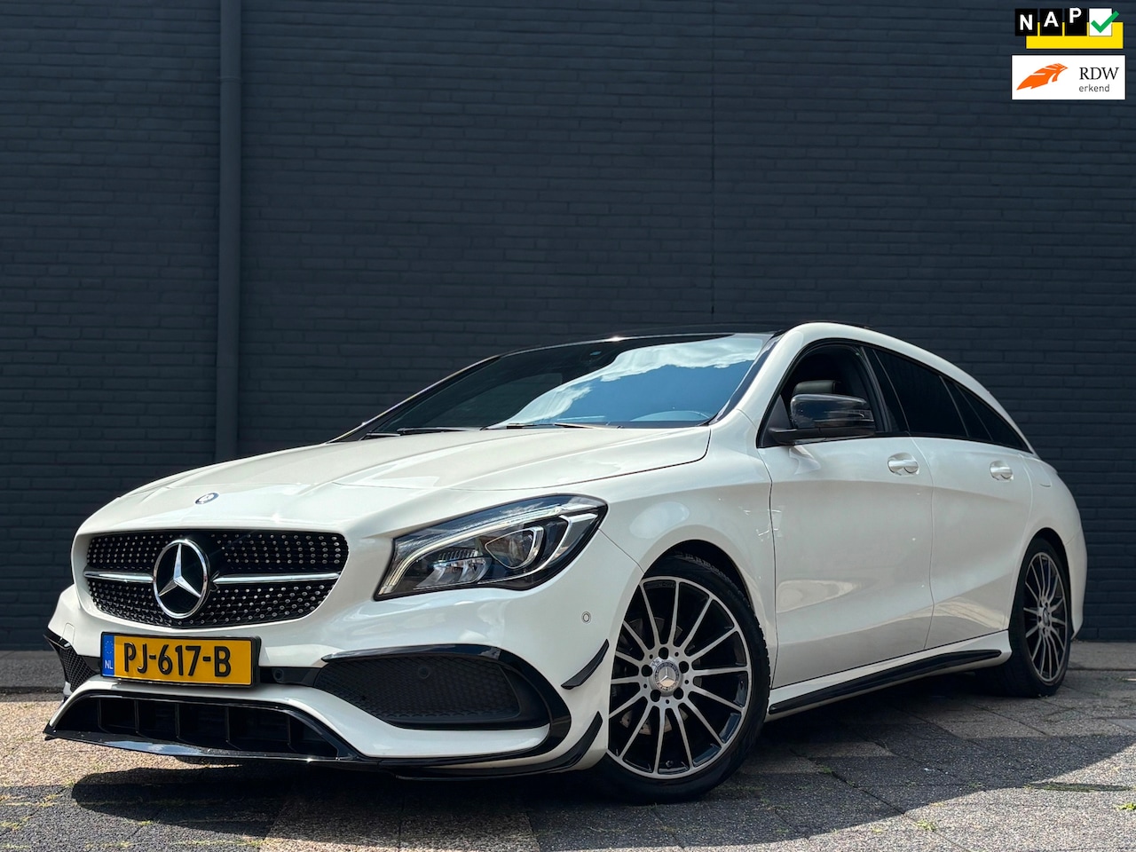 Mercedes-Benz CLA-klasse Shooting Brake - 180 | AMG - Line | Pano | Trekhaak | AeroDynamics - AutoWereld.nl