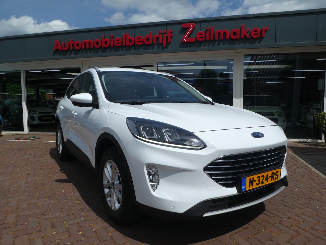 Ford Kuga - 2.5 PHEV Titanium X Automaat, Hybride, Winterpakket, Elektr. Trekhaak,+ Achterklep - AutoWereld.nl