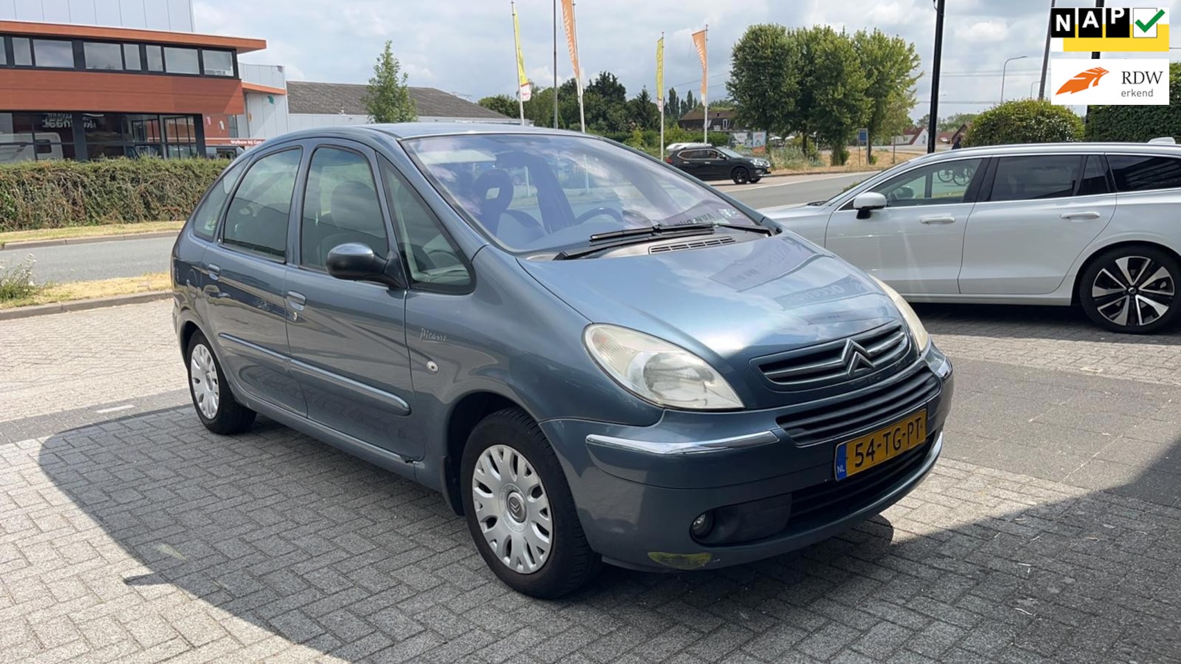 Citroën Xsara Picasso - €2500,-2.0i-16V Caractère AUTOMAAT APK - AutoWereld.nl