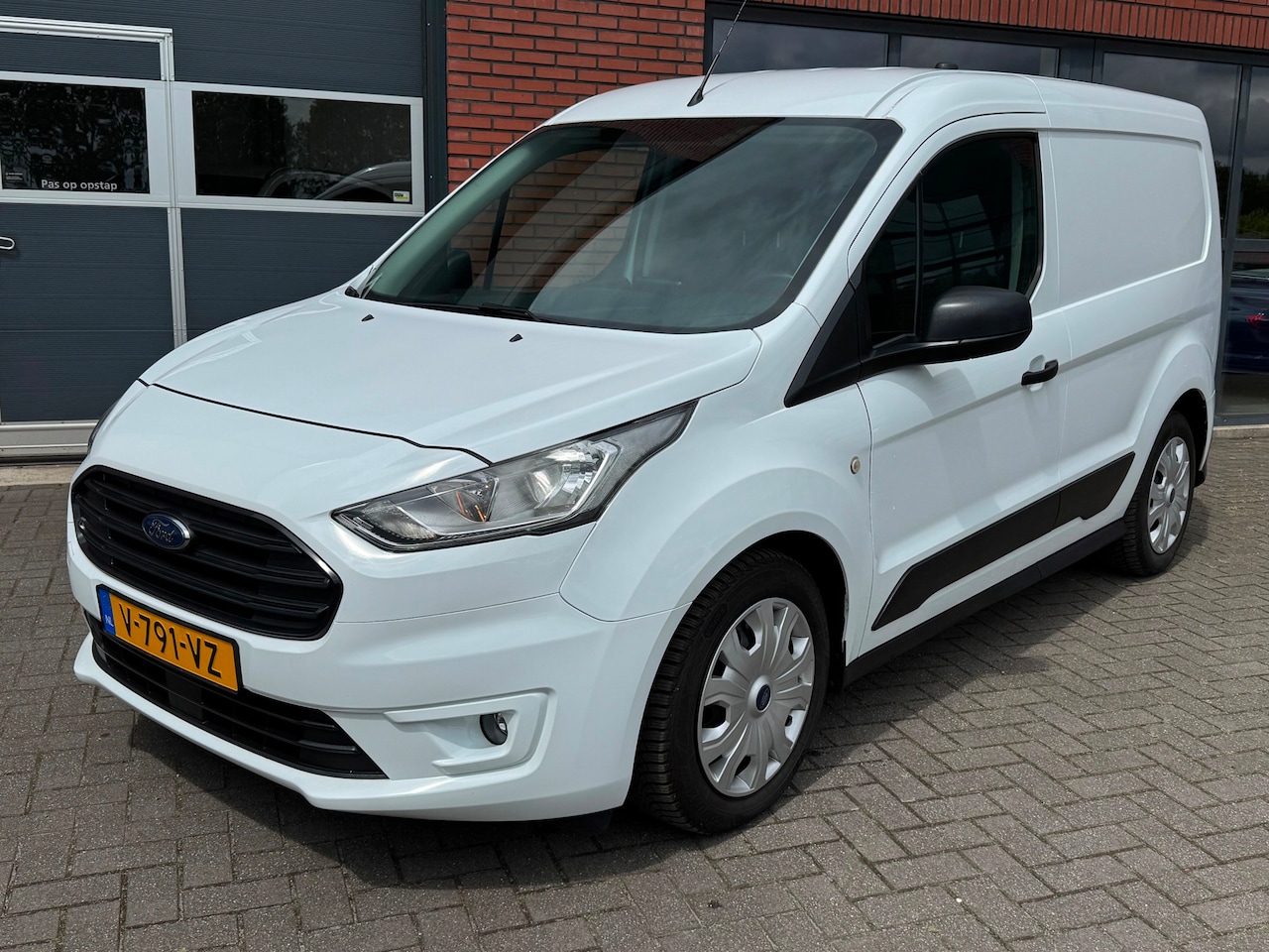 Ford Transit Connect - 1.5 EcoBlue L1 Cruise Airco Navi Camera - AutoWereld.nl