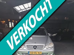 Mercedes-Benz C-klasse - 180 K. classic 6 versnelingen