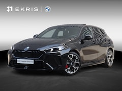BMW 1-serie - 120 | M Sportpakket Pro | Panodak | Comfort Access | Camera | Getint Glas | Stuurwiel Verw