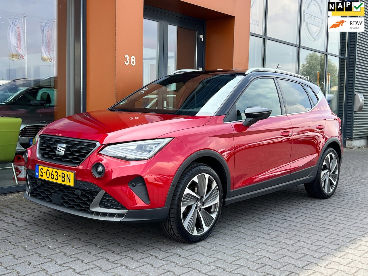 SEAT Arona - 1.0TSI FR|Carplay|Virtual cockpit|LED|ACC|1e eig - AutoWereld.nl