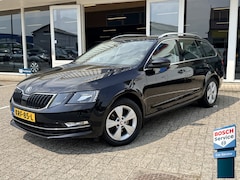 Skoda Octavia Combi - 1.5 TSI Style 150pk DSG | Trekhaak | Apple/Android | Adapt. Cruise | Stoelverwarming | PDC