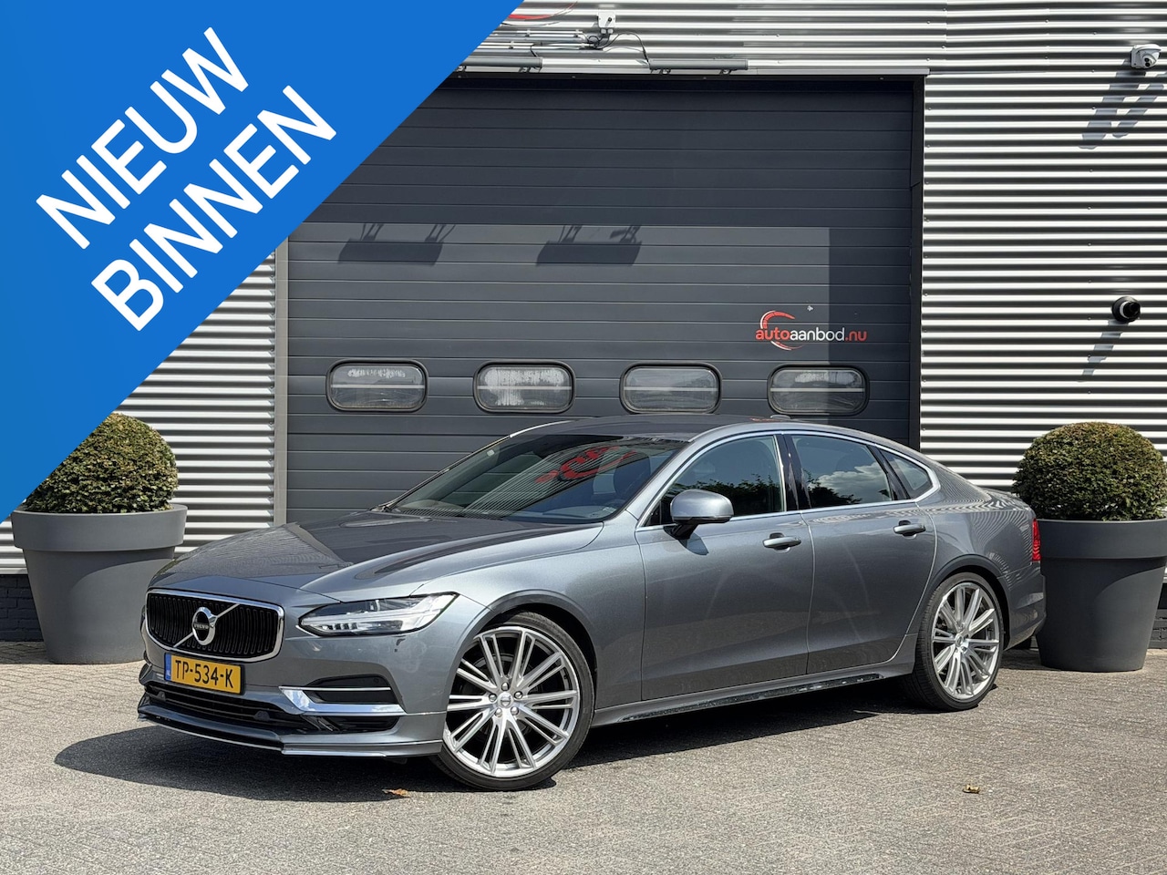 Volvo S90 - 2.0 D4 Momentum+ | Navigatie | Lederen Bekleding | Trekhaak | Elektrische Achterklep | Sto - AutoWereld.nl