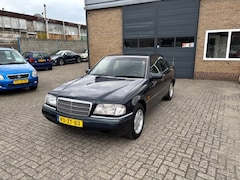 Mercedes-Benz C-klasse - 220 D Elegance //Airco