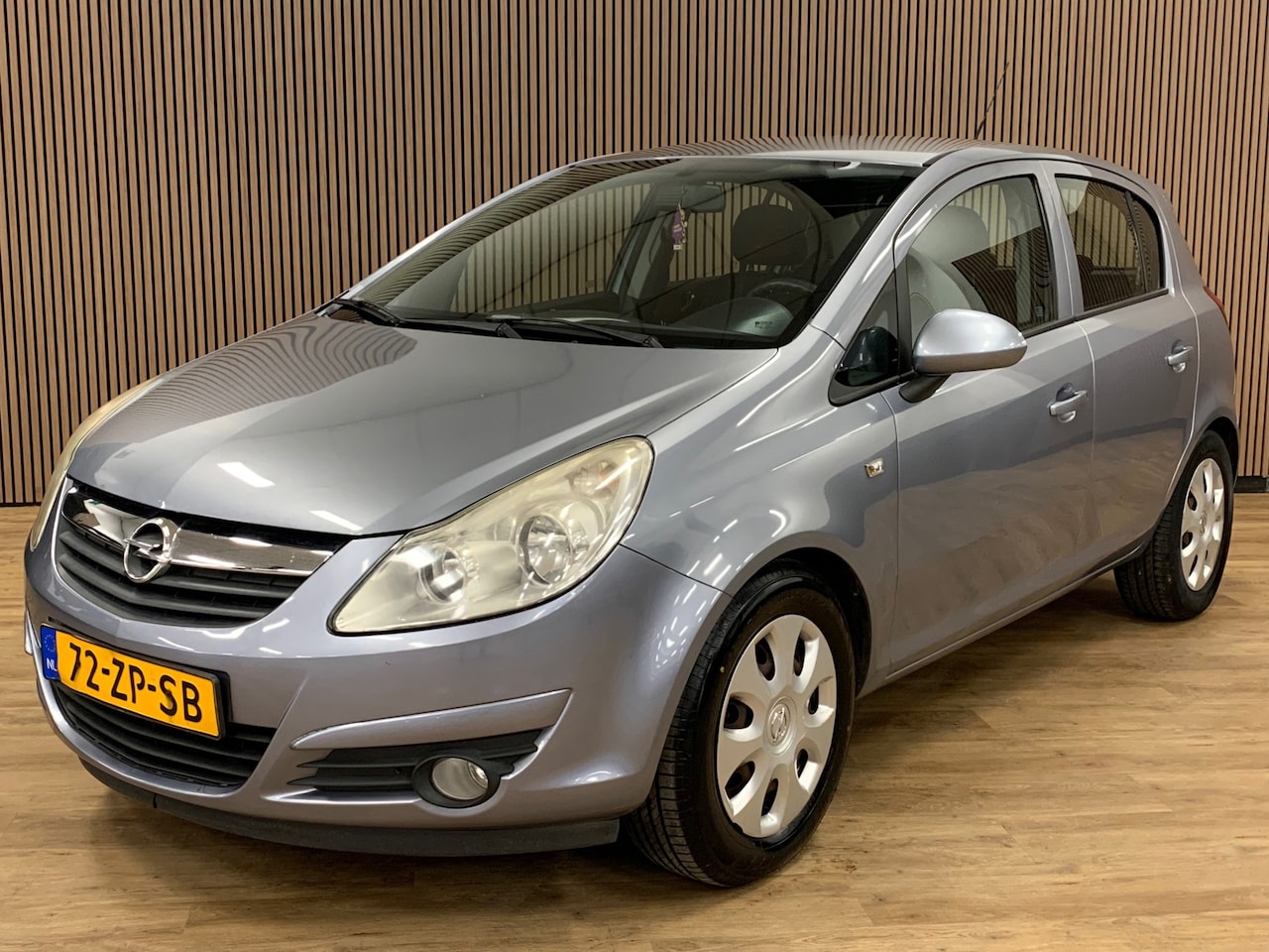 Opel Corsa - 1.4-16V Enjoy|Airco|5 Deurs| - AutoWereld.nl