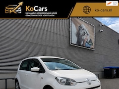 Volkswagen Up! - Apk / Airco / Multimedia / Navigatie / 5Drs / Lage km