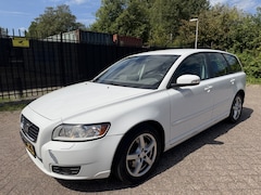 Volvo V50 - 2.4 Autom/Tiptr Edition II Leer/Clima/Navi/Cruise/PDC
