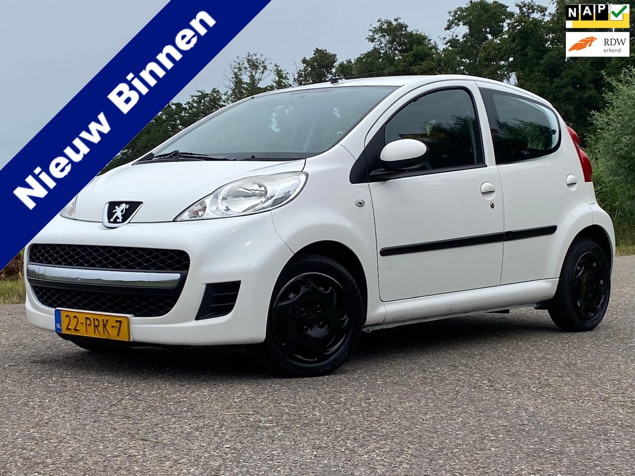 Peugeot 107 - 1.0-12V XS 5DRS NAVI AIRCO NAP GOED ONDERHOUDEN - AutoWereld.nl