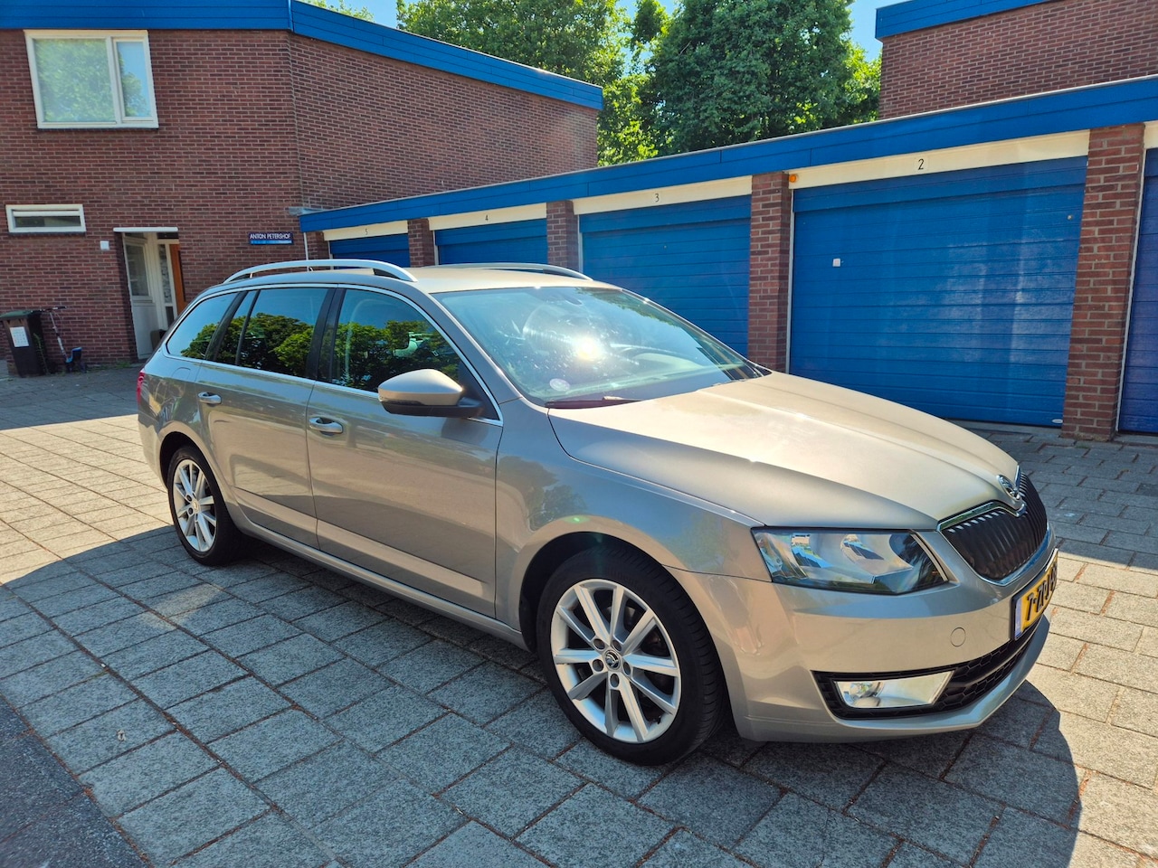 Skoda Octavia Combi - 1.2 TSI Greentech AUTOMAAT Businessline NAP - AutoWereld.nl