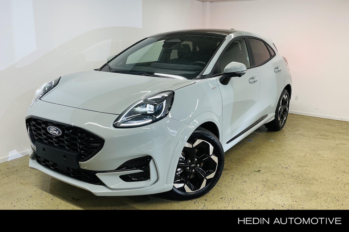 Ford Puma - 1.0 EcoBoost Hybrid ST-X automaat/panorama/driver - AutoWereld.nl