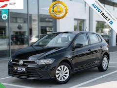 Volkswagen Polo - 1.0 TSI Life Business IAPPLE CARI PDC I 57KM
