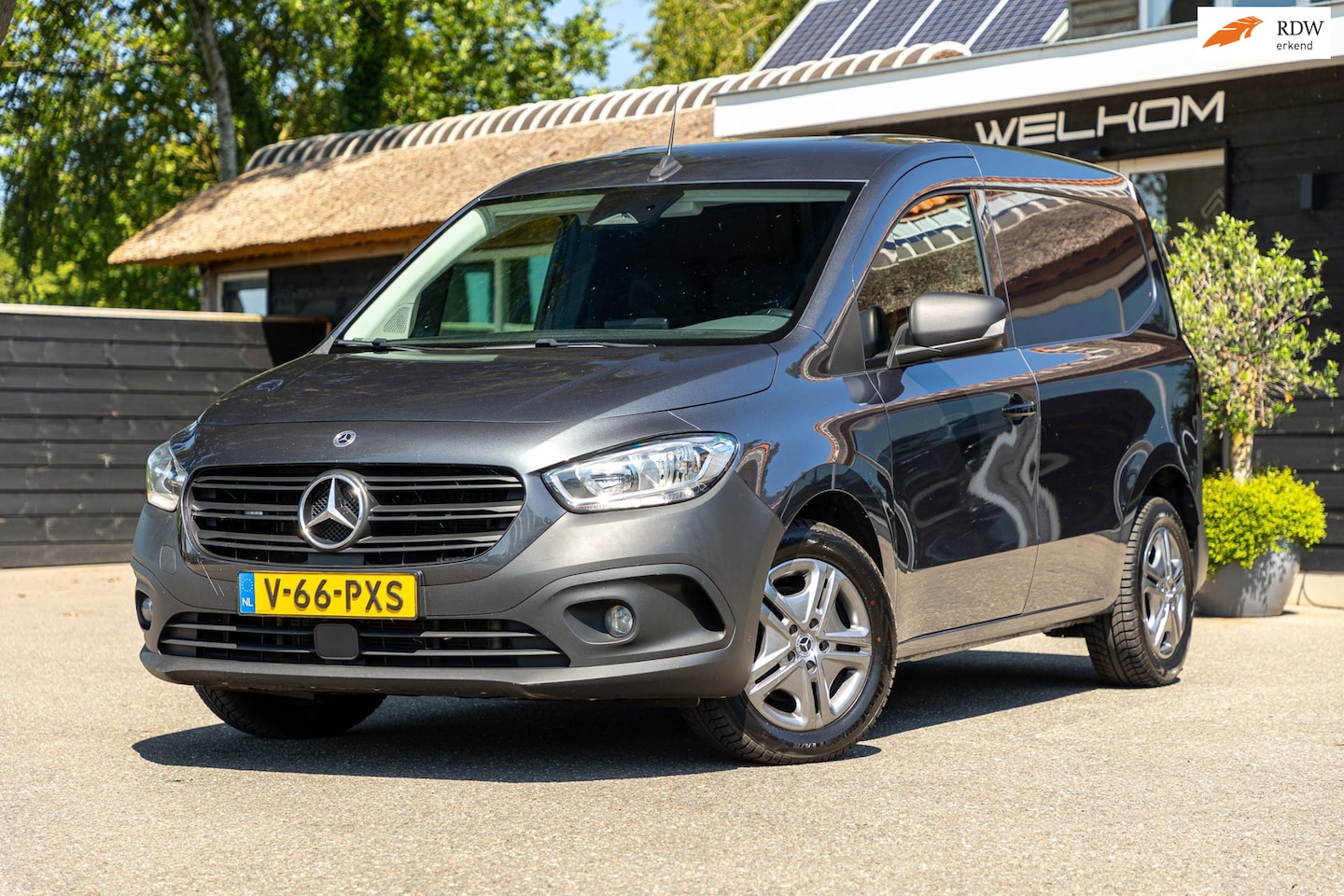 Mercedes-Benz Citan - 110 CDI L1 Pro Automaat I Trekhaak I Airco I Cruise I CarPlay I Android I Camera I Stoelve - AutoWereld.nl