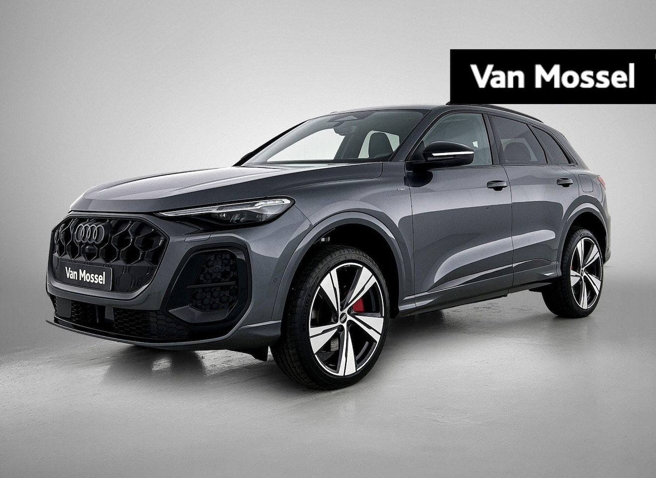 Audi Q5 - 2.0 TFSI e-hybrid quattro S edition Competition Navigatie | Trekhaak | Panorama Glasdak | - AutoWereld.nl