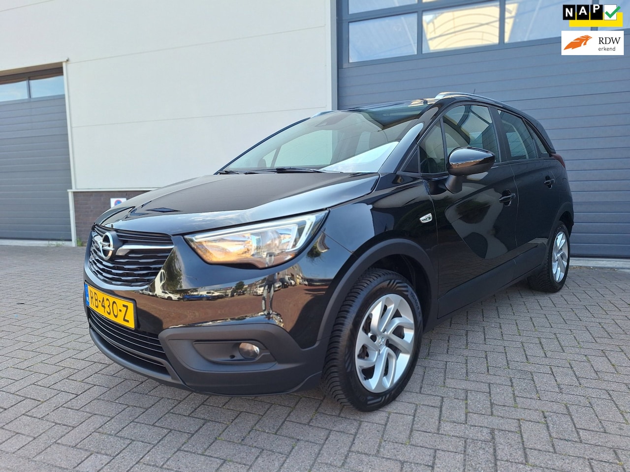 Opel Crossland X - | 1.2 Turbo Online Edition | Bluetooth | Cruise control | Goed onderhouden | 2e eigenaar | - AutoWereld.nl