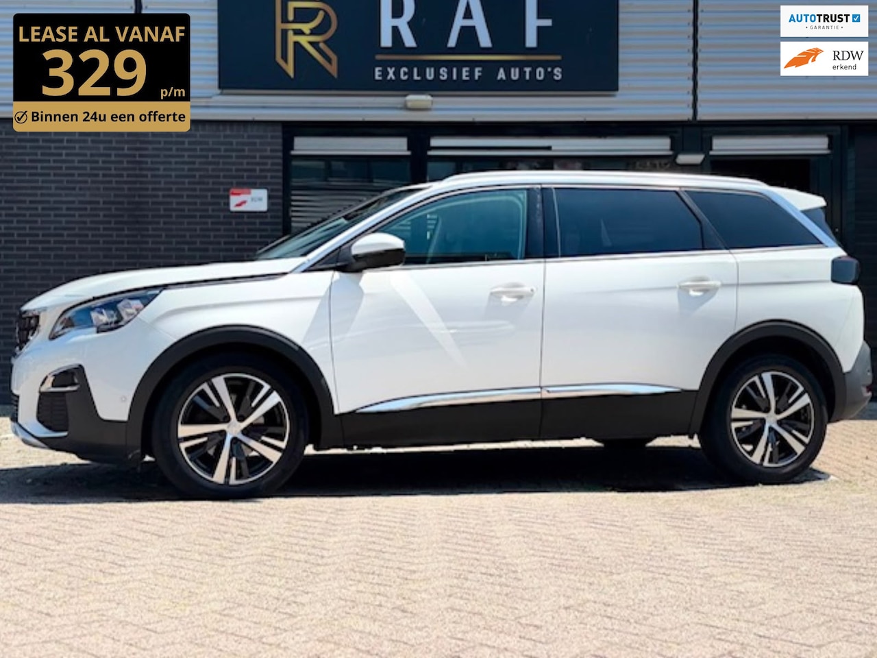 Peugeot 5008 - 1.2 PureTech Allure 1.2 PureTech Allure,7 persoons,Automaat,Pano,Cruise,Lane control,Carplay. - AutoWereld.nl