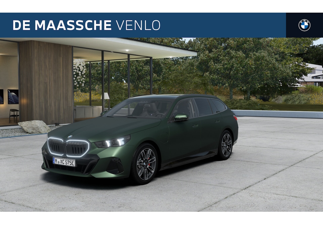 BMW 5-serie Touring - 530e M Sport Automaat / Panoramadak / Trekhaak / Bowers & Wilkins / M Multifunctionele St - AutoWereld.nl