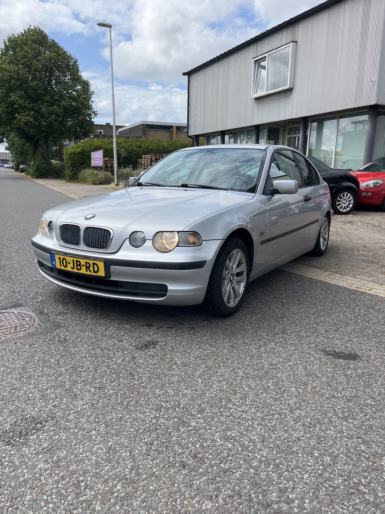BMW 3-serie Compact - 316ti Executive Clima Nette en goed rijdende Compact met een Apk keuring t/m 22-04-2027 - AutoWereld.nl