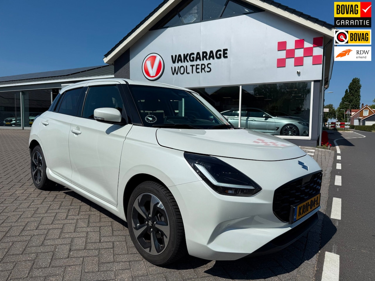Suzuki Swift - 1.2 Style Smart Hybrid RIJKLAARPRIJS! - AutoWereld.nl