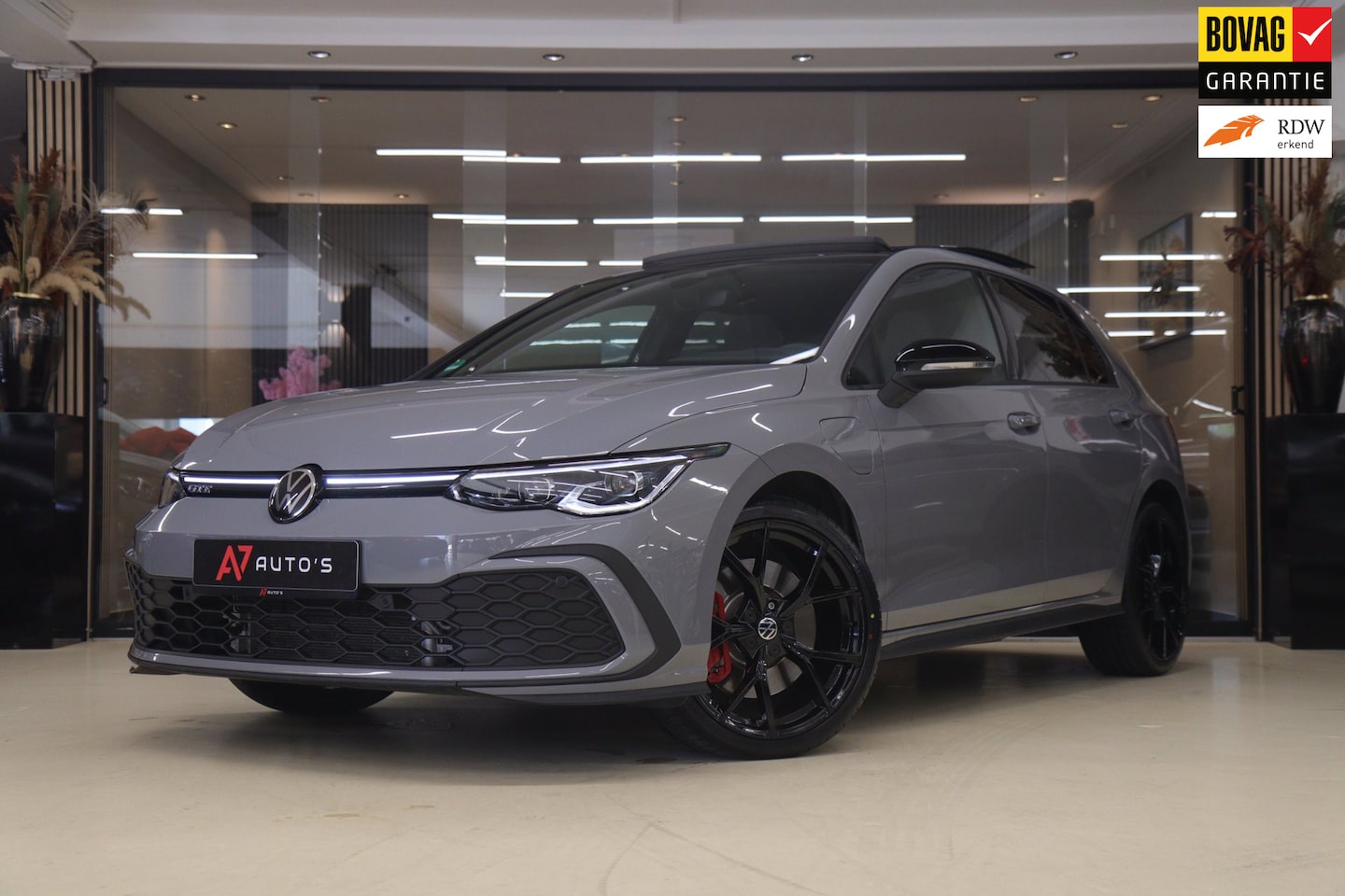 Volkswagen Golf - 1.4 eHybrid GTE / HEADUP/PANO/IQLIGHT/CAM/CARPLAY/VOL - AutoWereld.nl