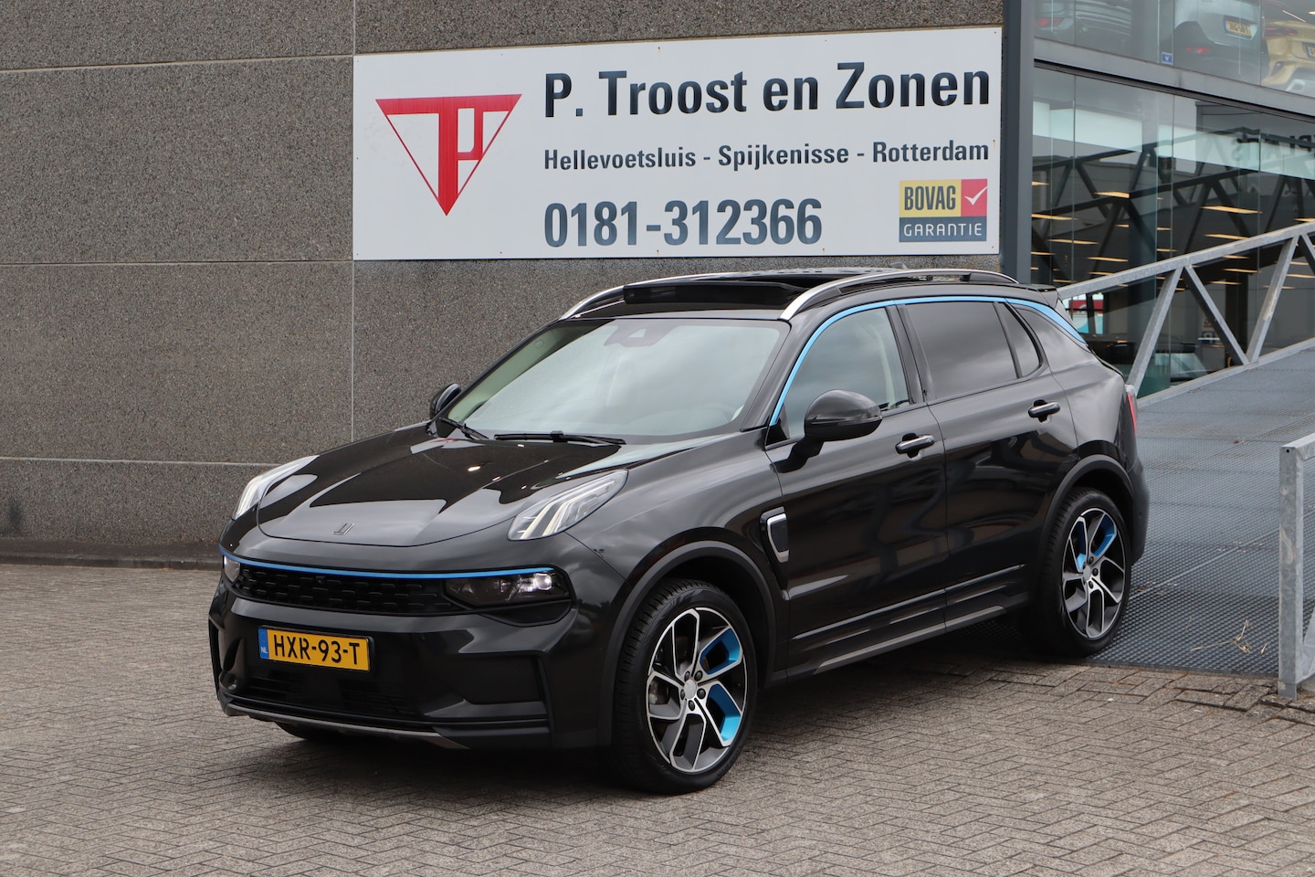 Lynk & Co 01 - 1.5 Panoramadak/360 graden Camera/Keyless/Lane assist/Adaptive cruise control/Apple carpla - AutoWereld.nl