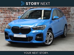 BMW X1 - sDrive18i High Executive M Sport Pakket Automaat / Navigatiesysteem Professional / Panoram