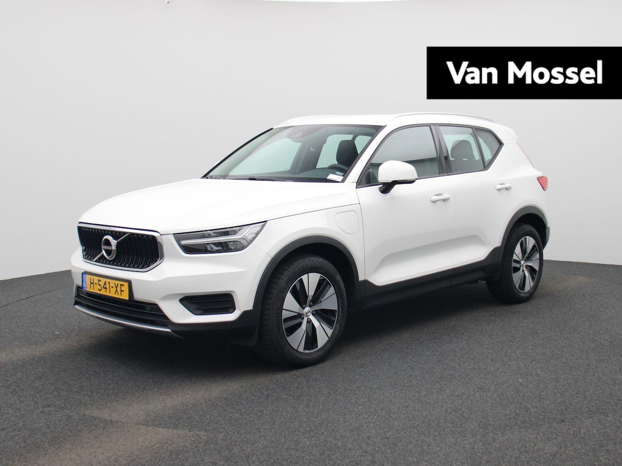 Volvo XC40 - 1.5 T5 Recharge Inscription Expression | Automaat | Apple Carplay / Android Auto | Virtual - AutoWereld.nl