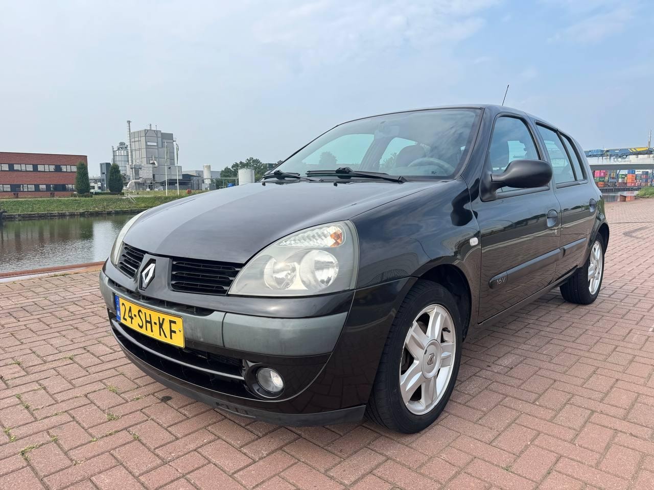 Renault Clio - 1.2-16V Community /Airco/5 drs/NAP/Frisse APK - AutoWereld.nl