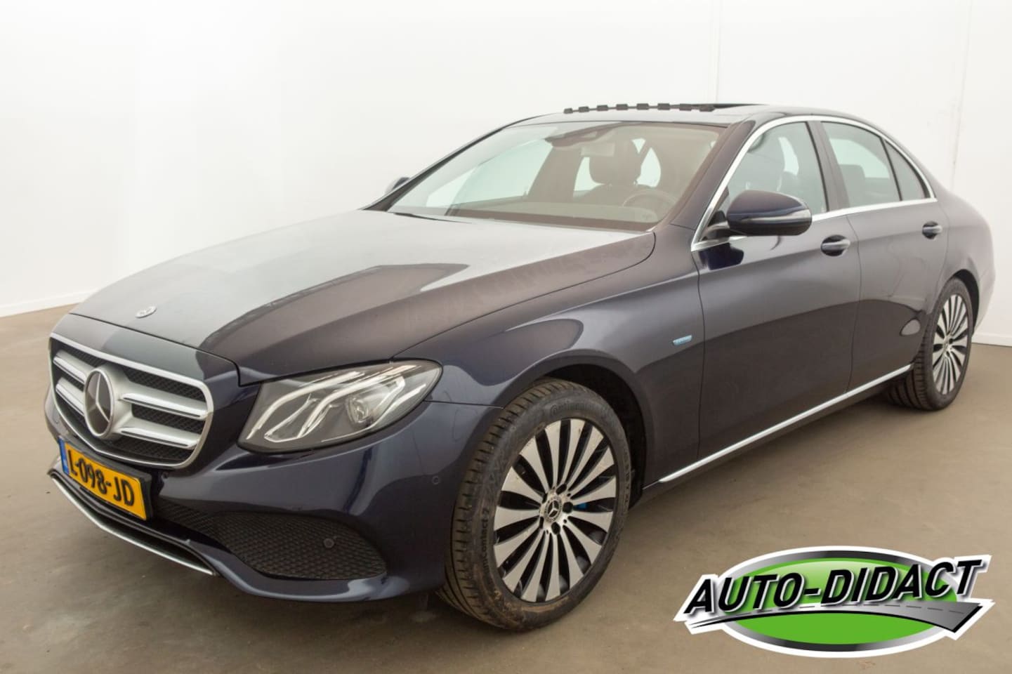 Mercedes-Benz E-klasse - 350e Hybrid Automaat Pano Digi Dash Business Solution - AutoWereld.nl