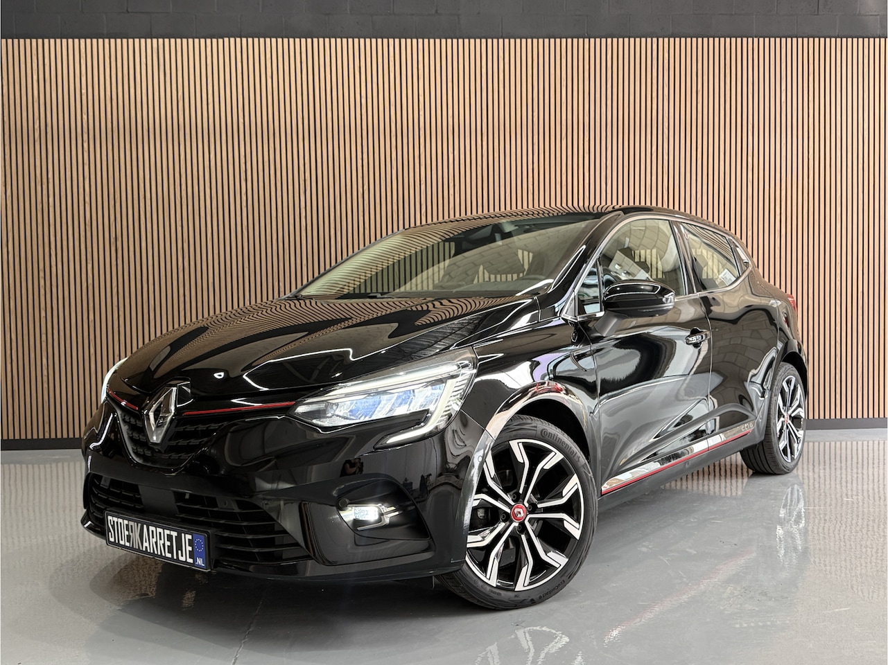 Renault Clio - 1.0 TCe 100 pk Intens | Groot Navi | 360 | Stoel & Stuur verwarming | Carplay | 100% Deale - AutoWereld.nl