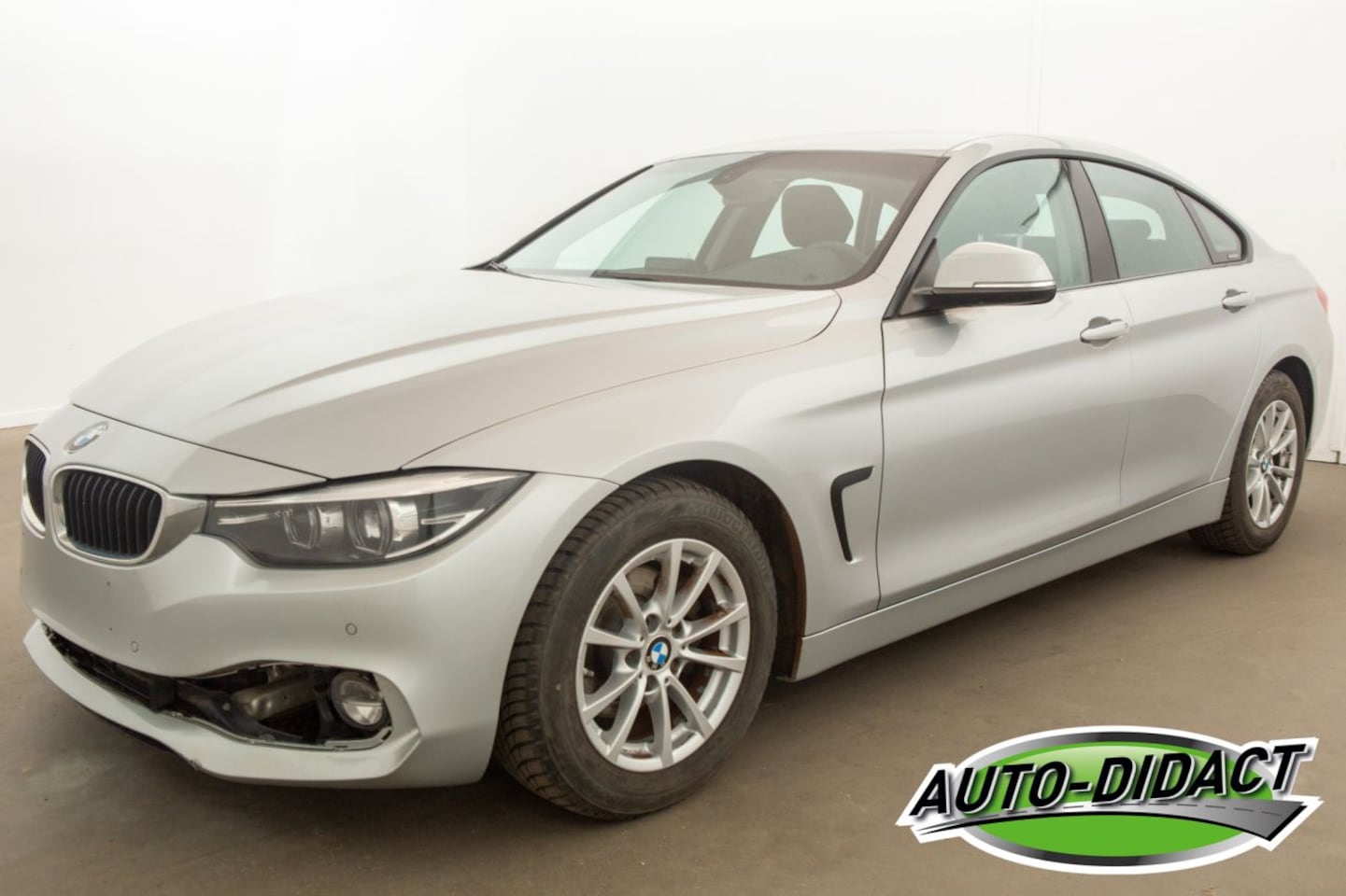 BMW 4-Serie - 418d 110kW Automaat Navi Leder - AutoWereld.nl