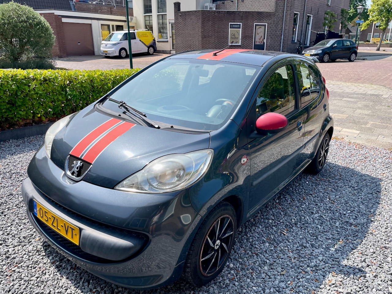 Peugeot 107 - 1.0-12V XS - AutoWereld.nl