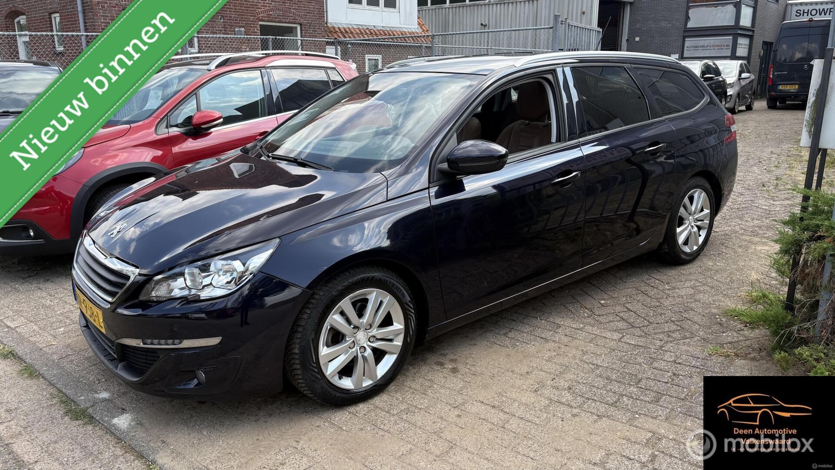 Peugeot 308 SW - 1.6 BlueHDI Blue Lease Executive 1.6 BlueHDI Blue Lease Executive - AutoWereld.nl