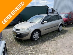 Renault Mégane Grand Tour - 1.6-16V Business Line | Trekhaak | HANDEL/EXPORT PRIJS |
