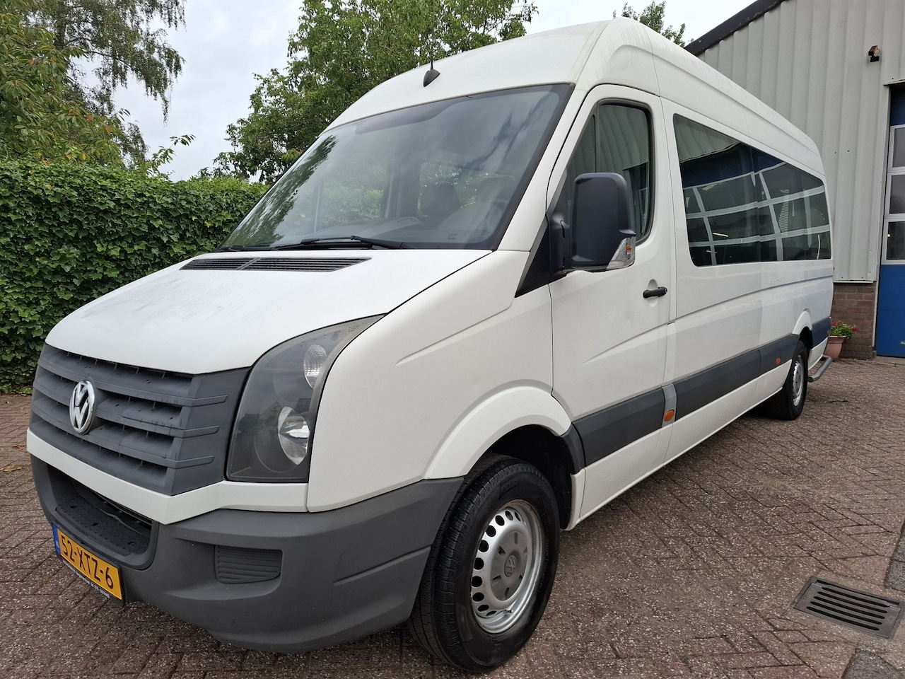 Volkswagen Crafter - 35 2.0 TDI L3H2 7850.- INCL BTW 9-PERSOONS SCHUIFDEUR 110PK - AutoWereld.nl