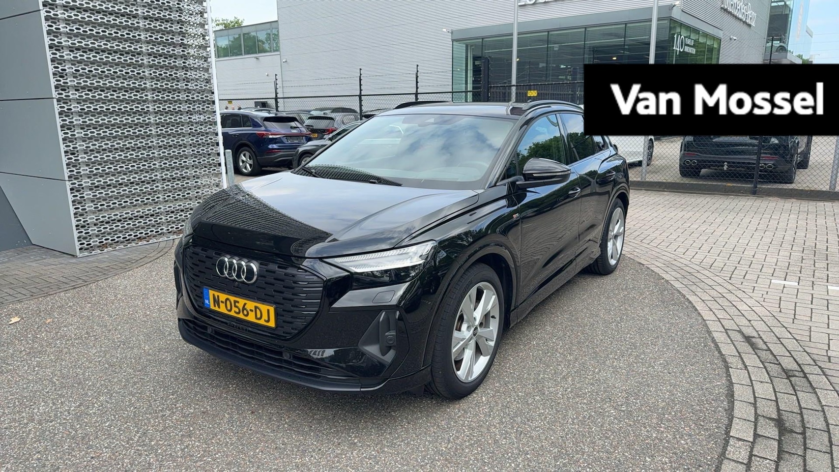 Audi Q4 e-tron - 40 Launch edition S Competition 77 kWh 204 PK | S-line | Panoramadak | SONOS Sound | Camer - AutoWereld.nl