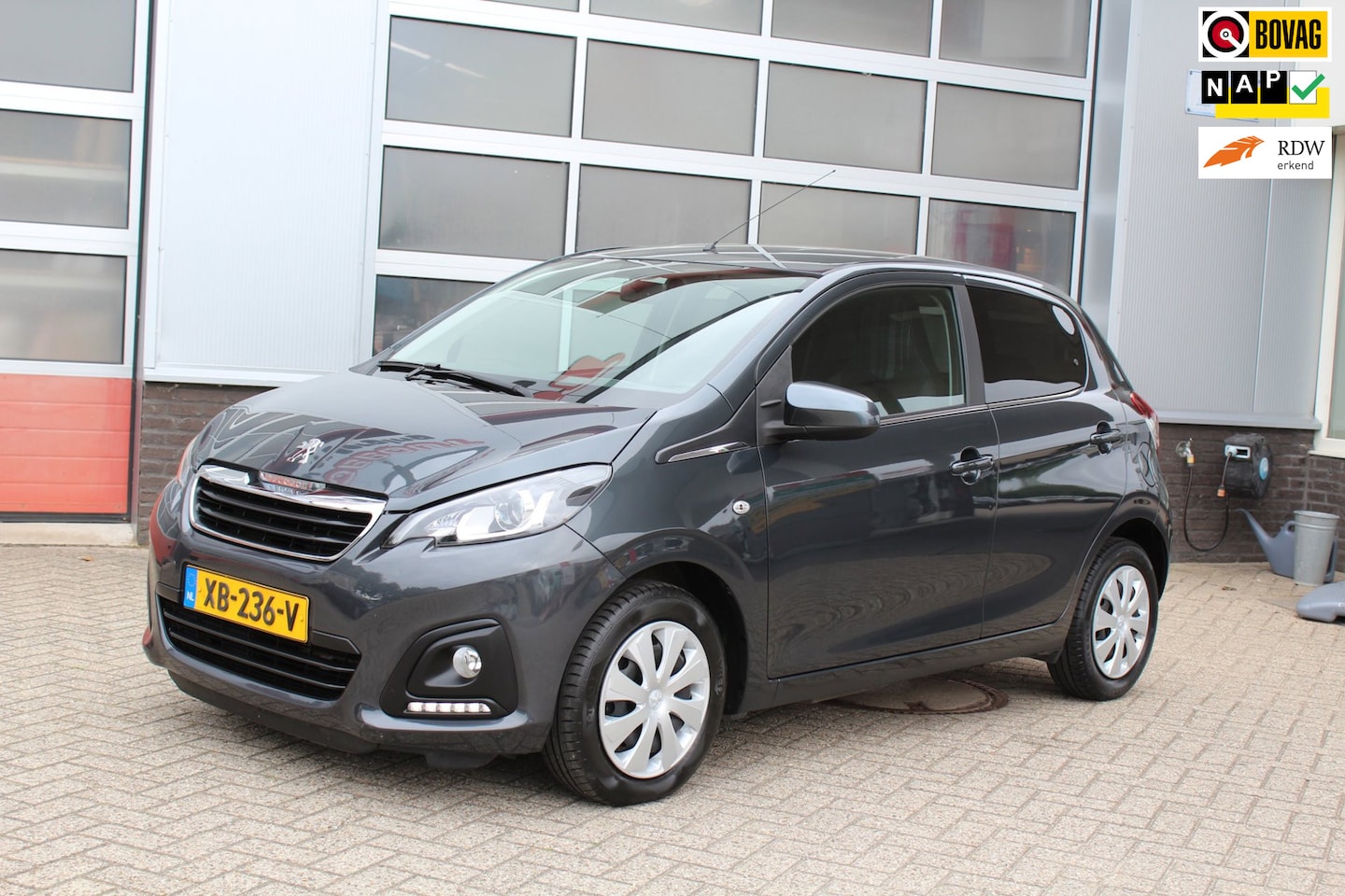 Peugeot 108 - 1.0 e-VTi Active TOP! 1.0 e-VTi Active TOP! - AutoWereld.nl