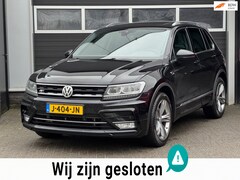 Volkswagen Tiguan - 2.0 TSI DSG 4Motion 2x R Line Xenon/Led, Pano, Keyless, Virtual, 360 Camera