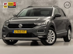 Volkswagen T-Roc - 1.5 TSI Sport 150Pk (APPLE CARPLAY, GROOT NAVI, CLIMATE, STOELVERWARMING, ZWART HEMEL, LED